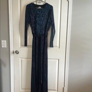 Anne Klein Shimmering Black and Blue Long Sleeve Dress